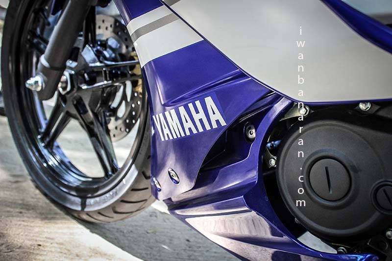 Yamaha YZF_R15 (22)