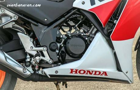 Honda new CBR150R 2015 (48)