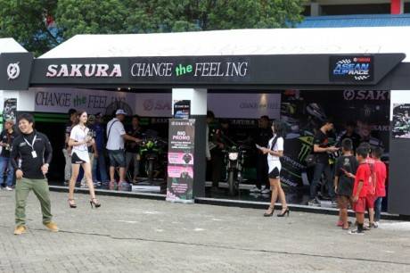 Racing Kit Market di Yamaha Asean Cup Race 2014 memadukan race dengan bisnis (3)