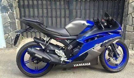 Yamaha-R15-modified-to-R6-e1430810409604