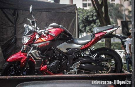Yamaha MT25 red (1)