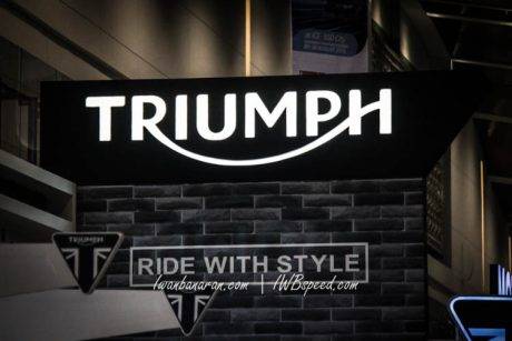 Triumph Tiger (3)