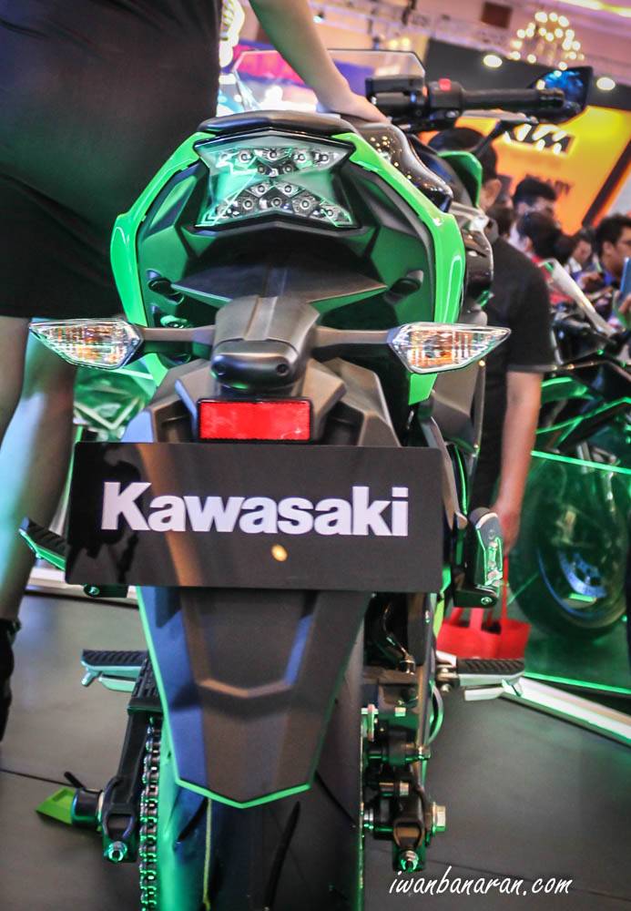 kawasaki-ninja-650-2017-3