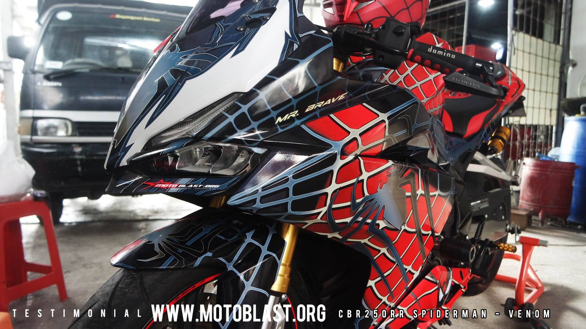 Honda CBR250RR versi decal Venom Spiderman garapan lek Joe 