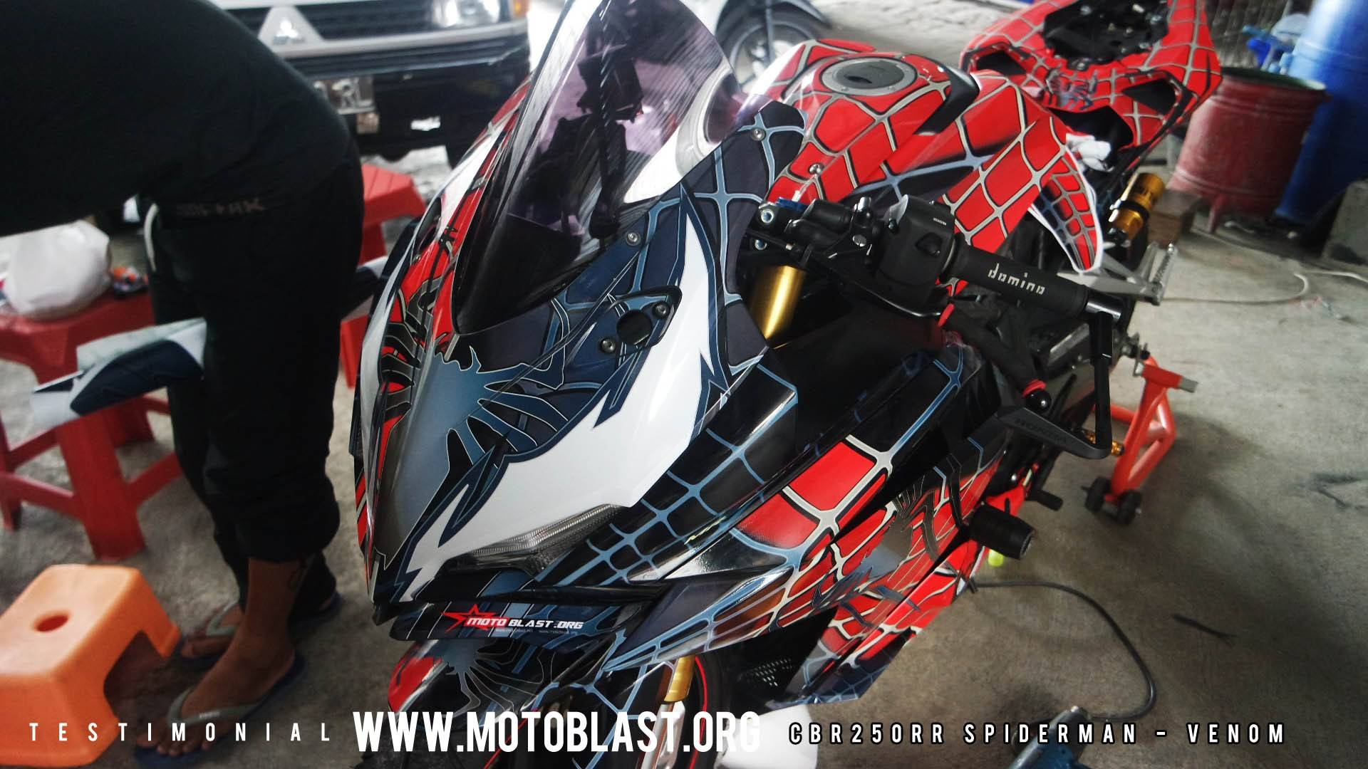 Honda CBR250RR versi decal Venom Spiderman garapan lek Joe 