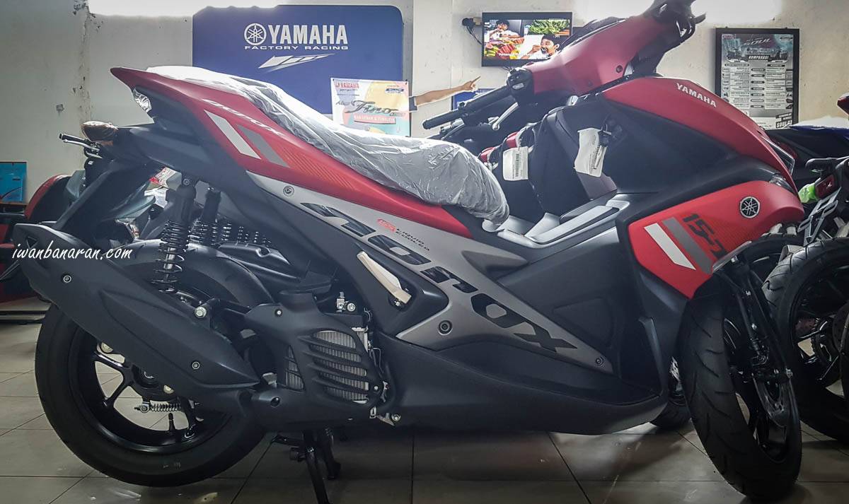 Kupas warna baru Yamaha Aerox  155 versi 2018  ada yang 