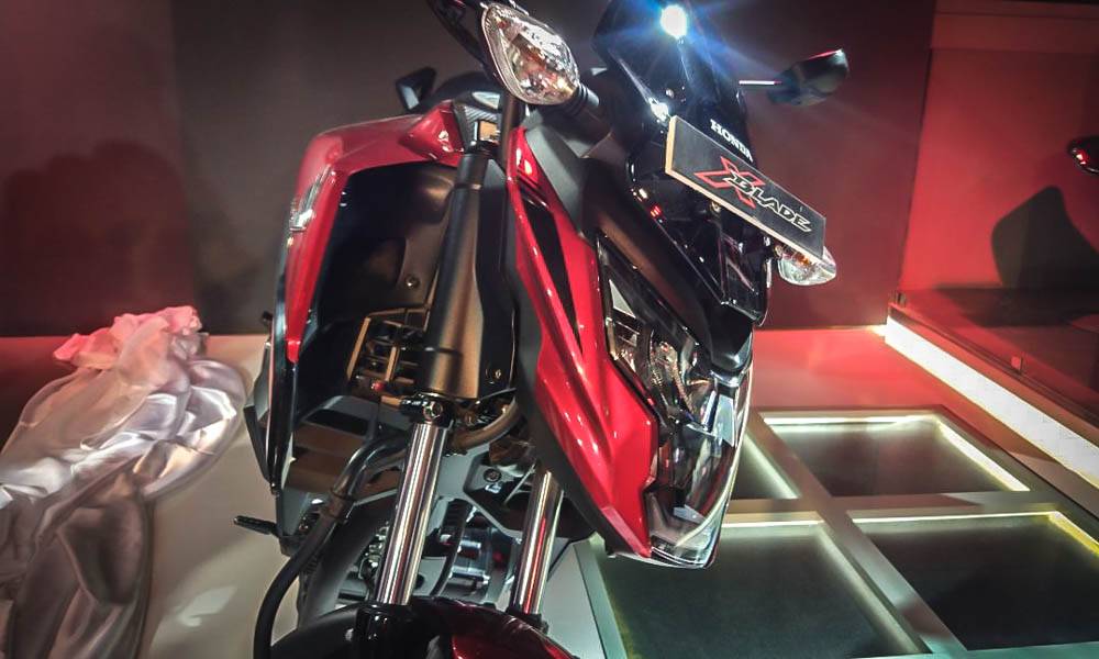  Honda  perkenalkan Motorsport Blade  160  harga 18 jutaan 