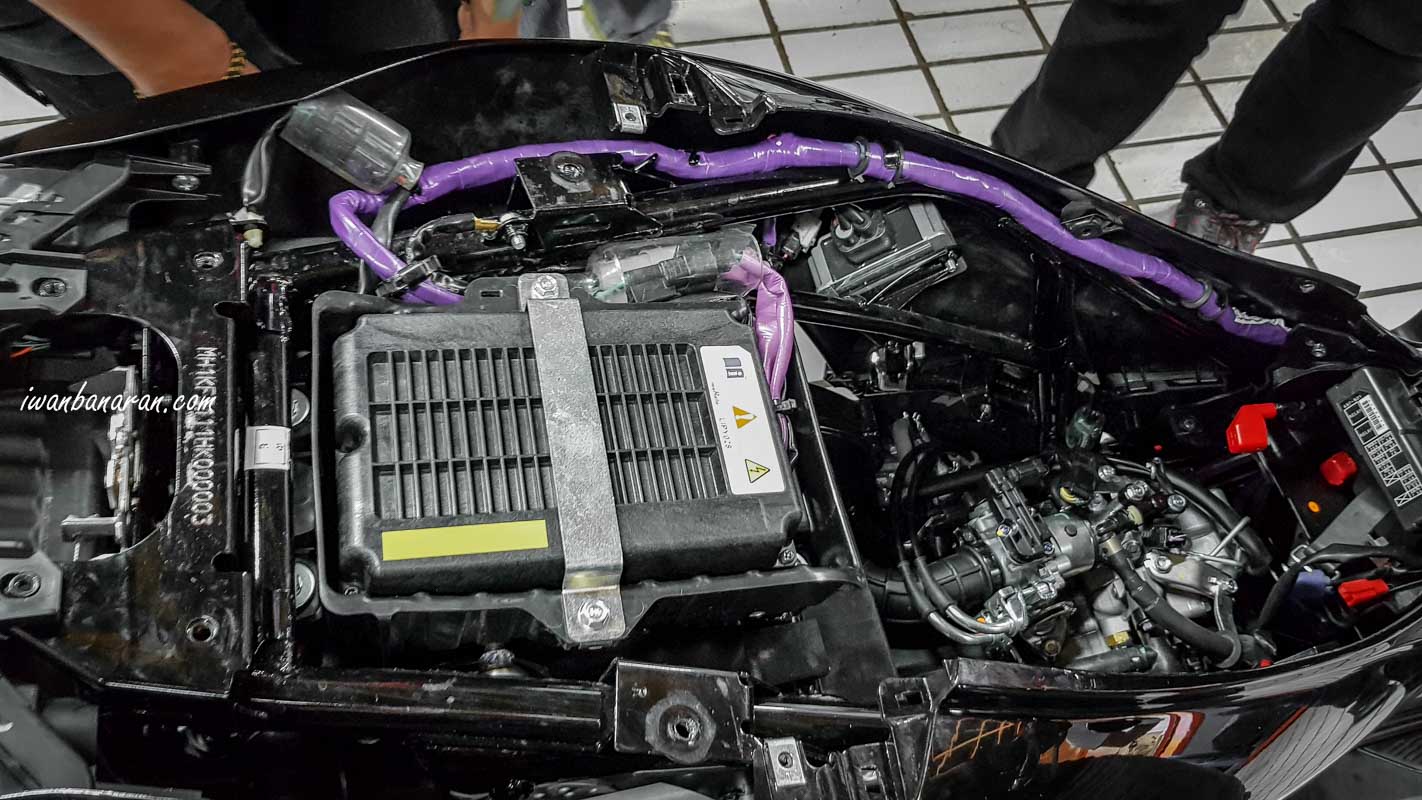 Berapa harga baterei Honda PCX 150 Hybrid