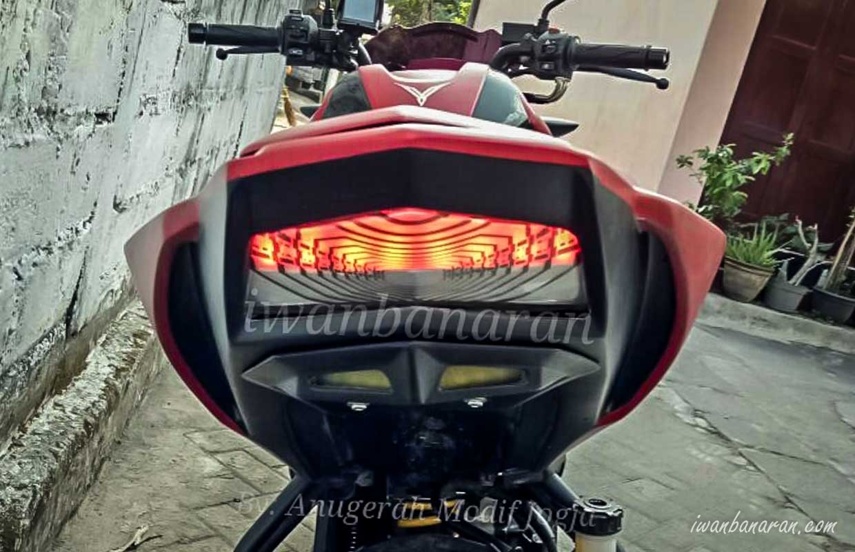 Modifikasi Yamaha New Vixion R Fokus Pada Headlamp Dan