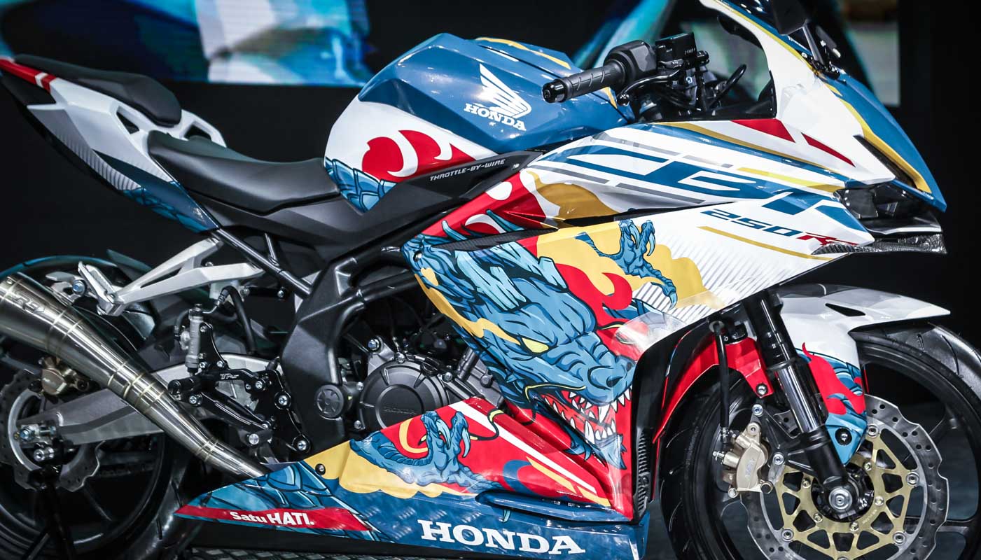 Honda CBR250RR modifikasi digital kontes (3)-3 